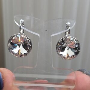 NWT Swarovski Elements 17mm Crystal Drop Earrings Silver Tone Leverback Clear